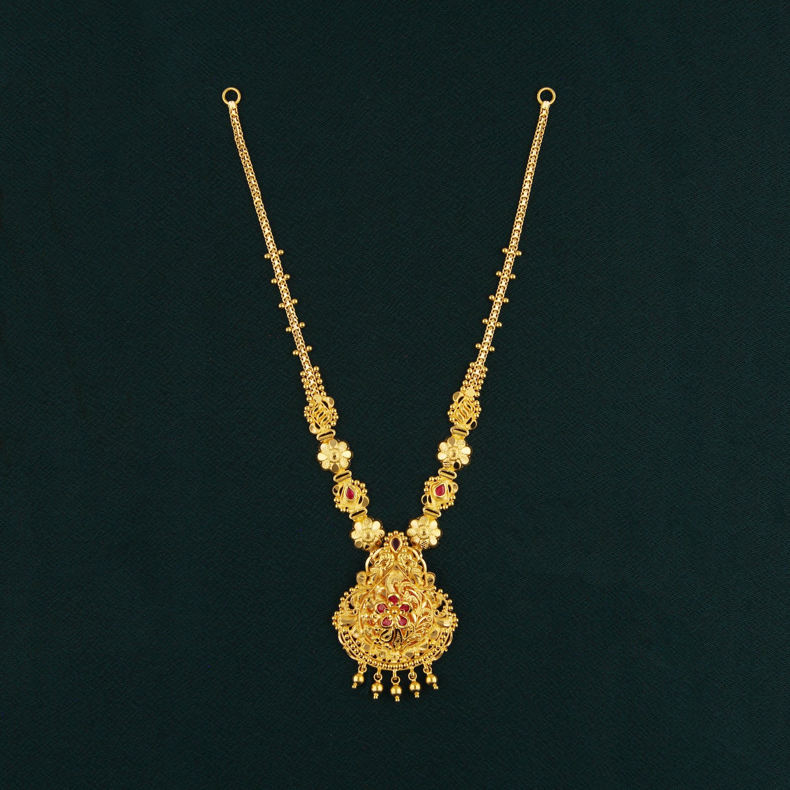 FANCY NECKLACE